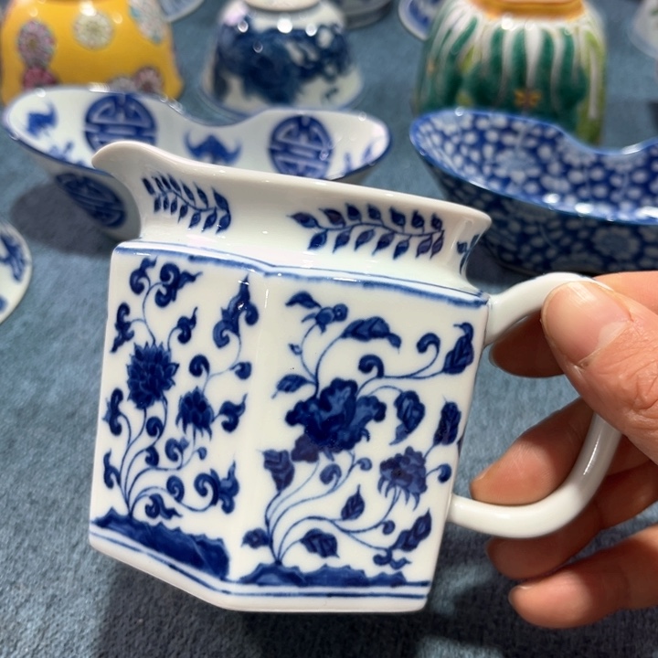 源思陶瓷有限公司