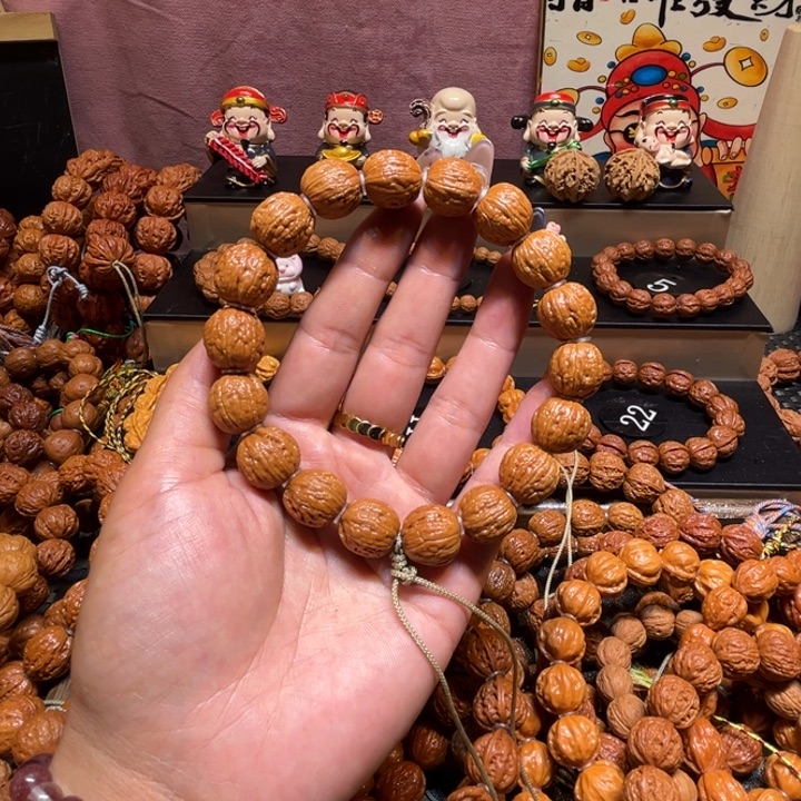 铂***勒手串文玩核桃精品