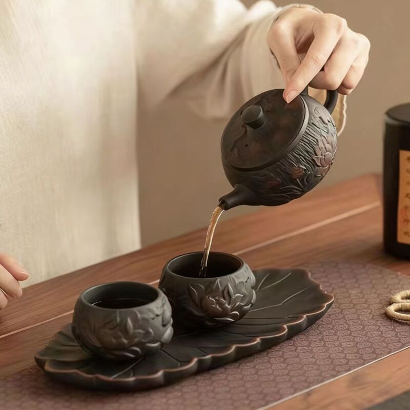 （壶+2杯+茶盘）纯手工紫陶荷花汉瓦凤鸣壶+2杯+茶盘whs0509