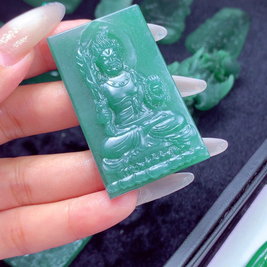 老***买定制翡翠未镶嵌天然缅甸翡翠A货毛货挂件