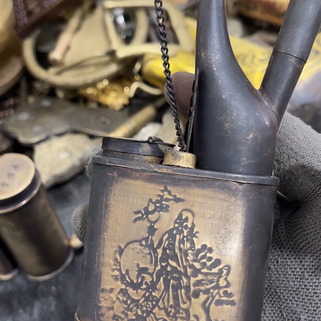 秭***厂闪电购铜摆件工艺品