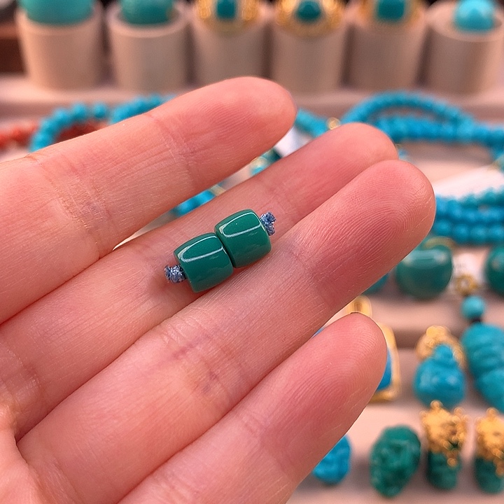 绿松石配饰未镶嵌