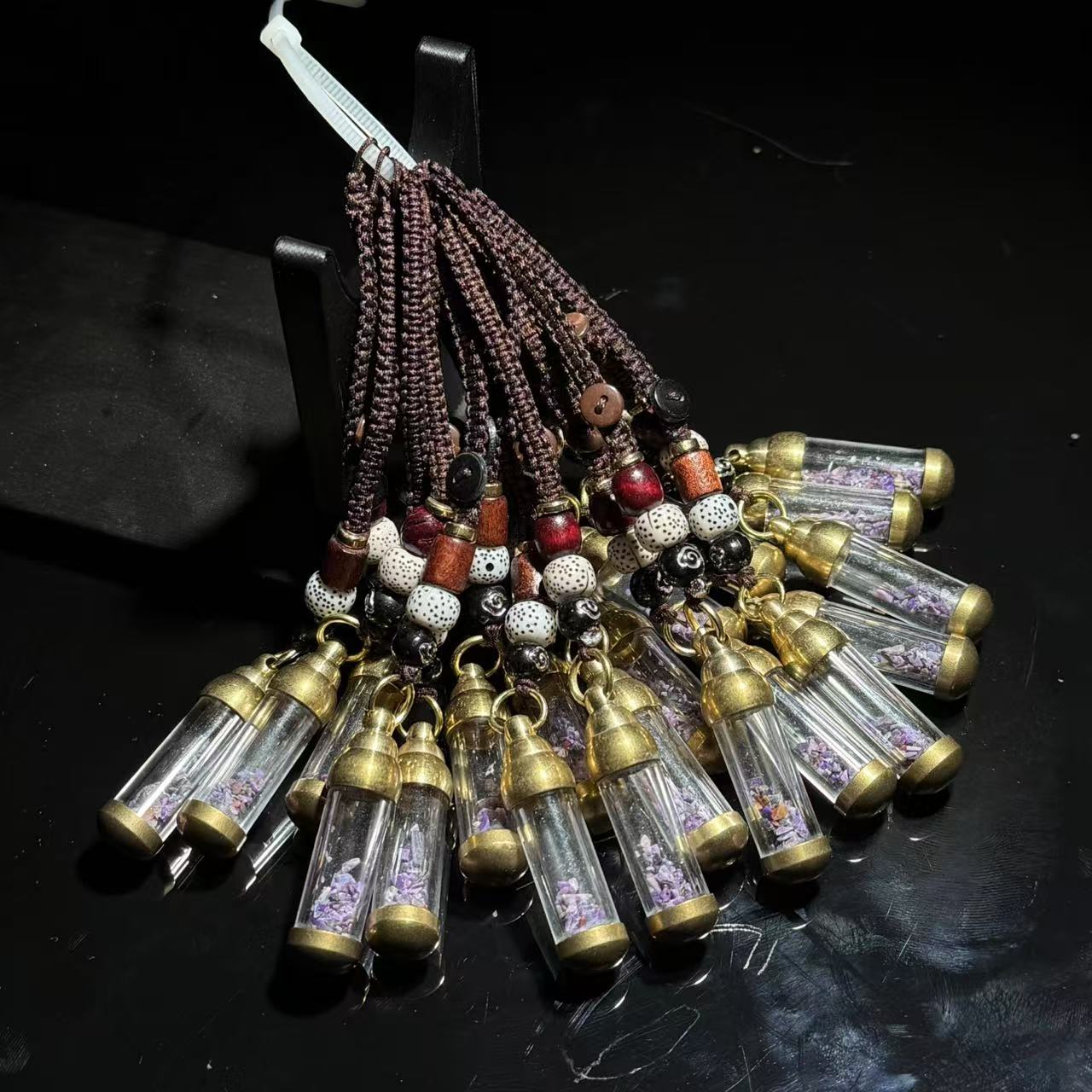 【皇后甄选】舒俱来碎石许愿瓶挂件 多样性发其一