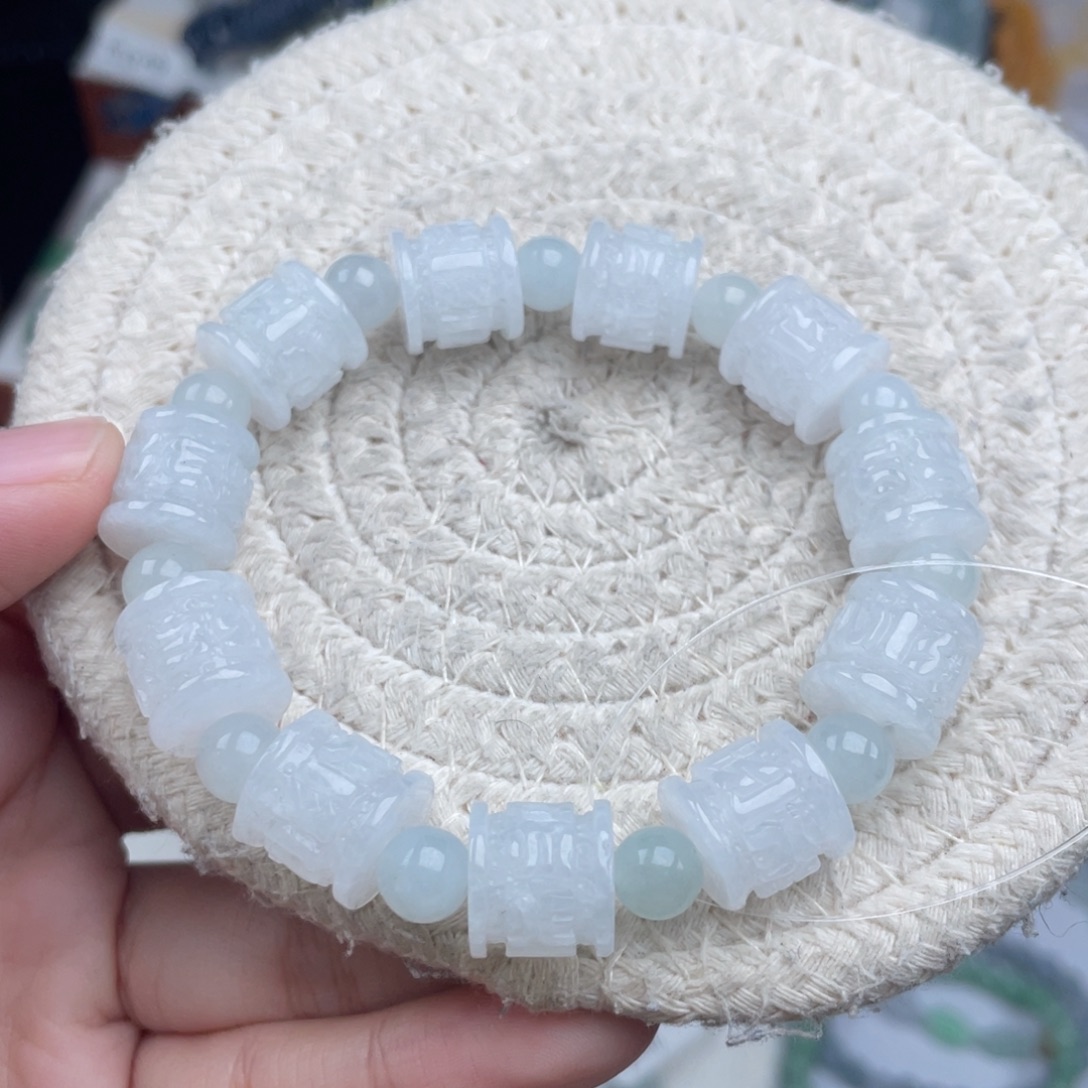 翡翠未镶嵌颈饰天然A货缅甸翡翠