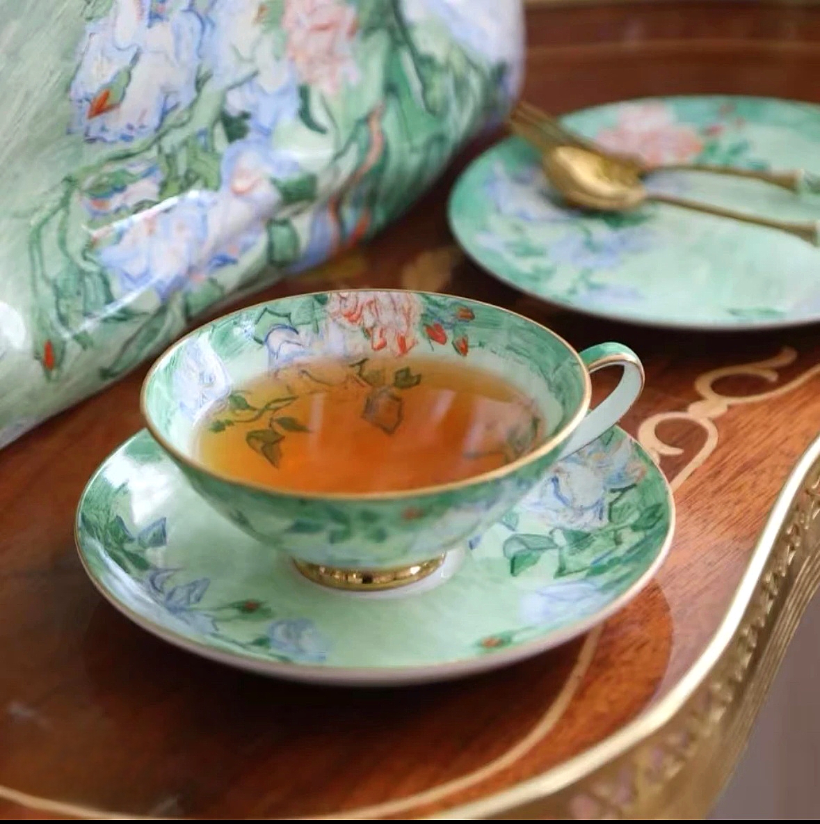 无品牌facetea白玫瑰油画优雅高骨瓷描金满绘杯碟早餐杯礼盒午茶