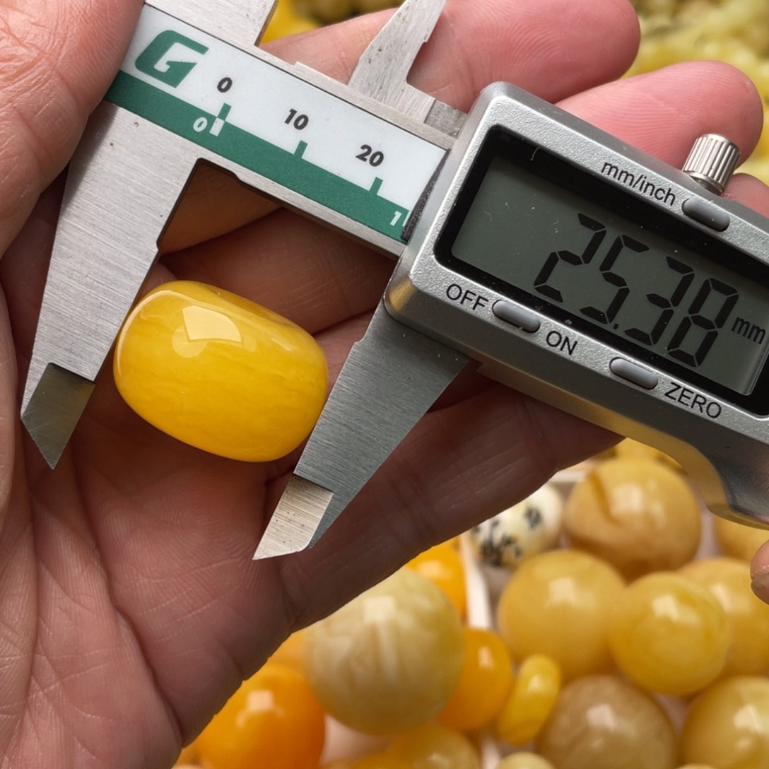 蜜蜡珠宝奇石未镶嵌微瑕7.2