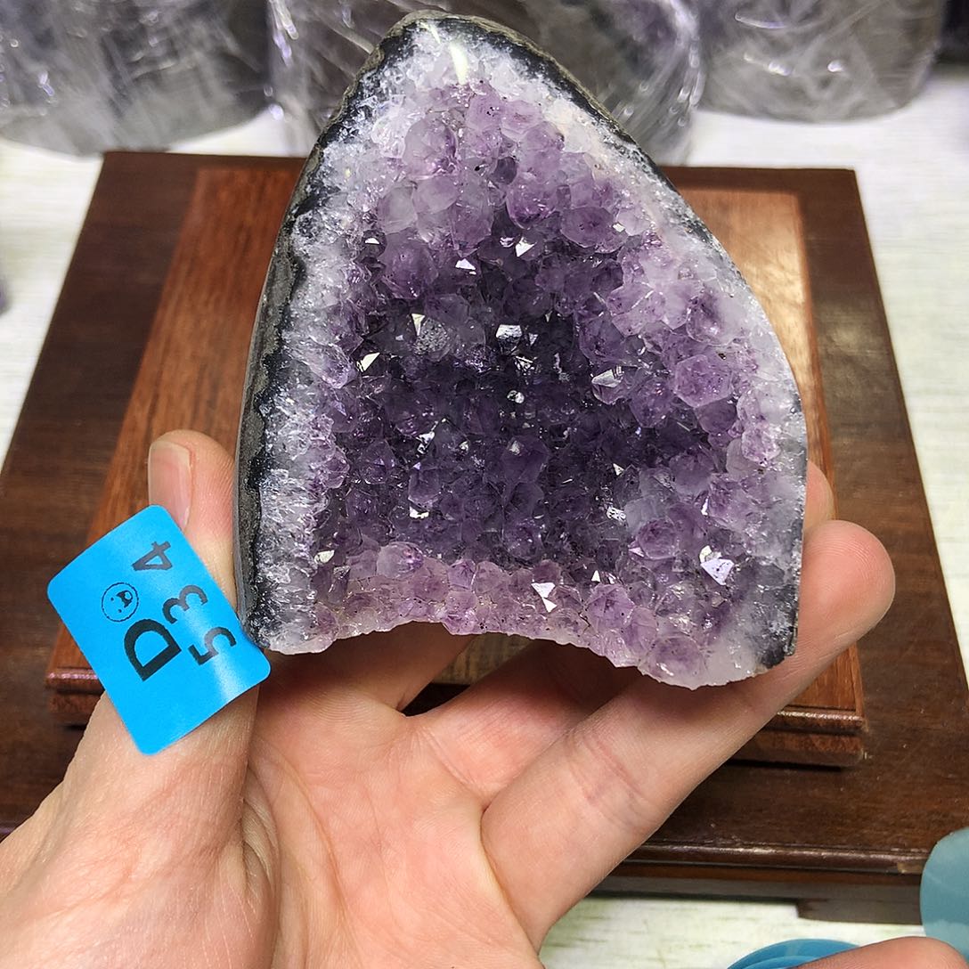 紫晶大型摆件（非配饰）未镶嵌