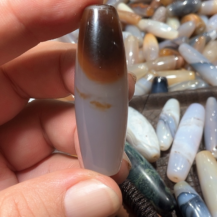 玛瑙/玉髓颈饰合金