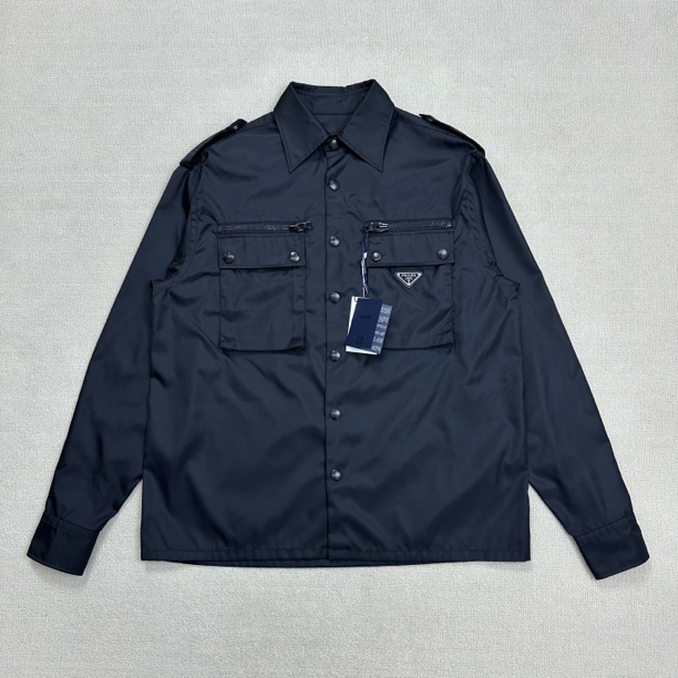 未使用 Prada/普拉达 三角钢标工装夹克/S.M码/WL1396