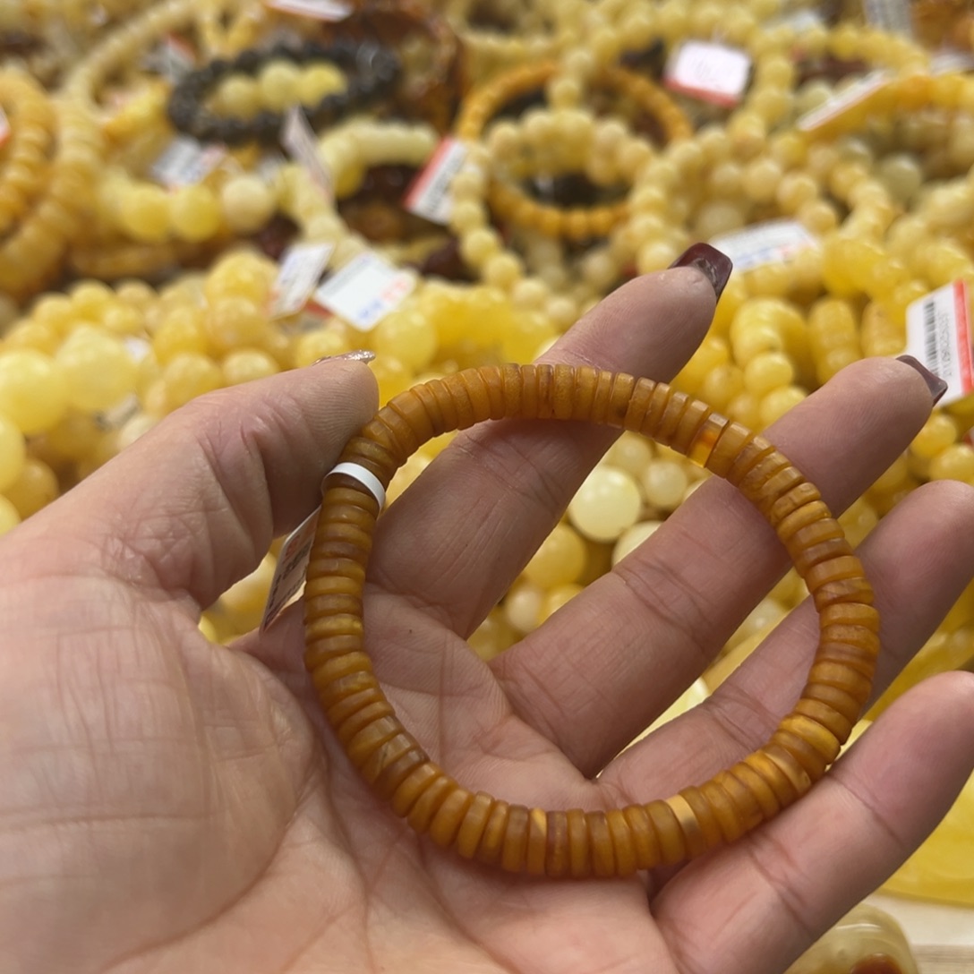 琥珀珠宝奇石未镶嵌