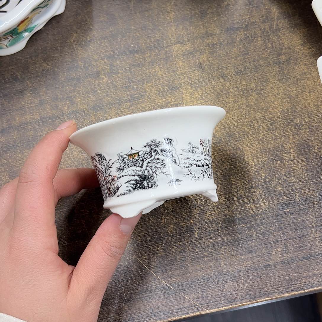 紫砂花盆018号微瑕9.5/5cm