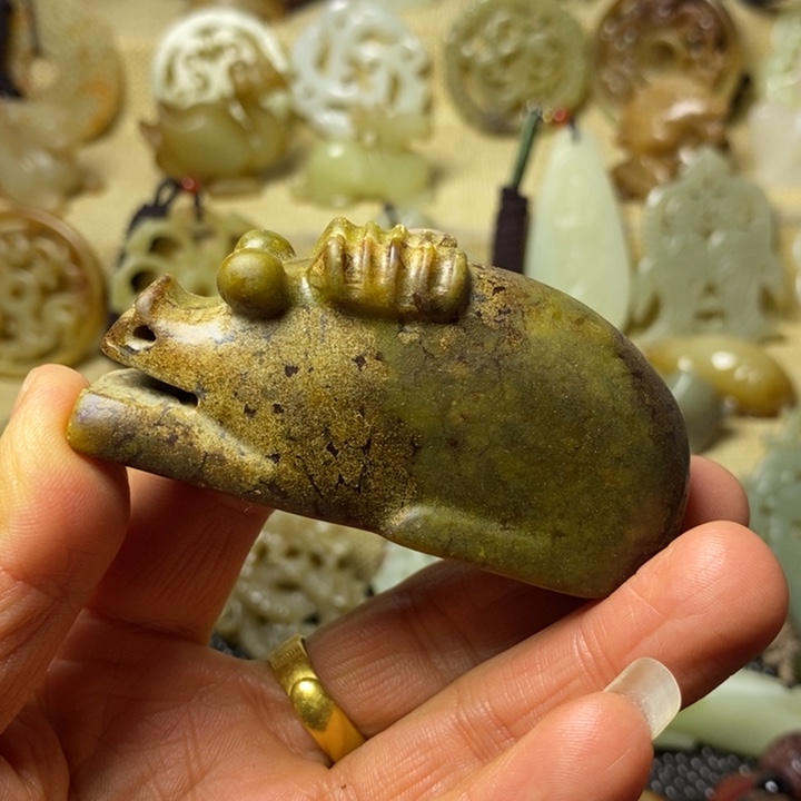 和田玉挂件未镶嵌