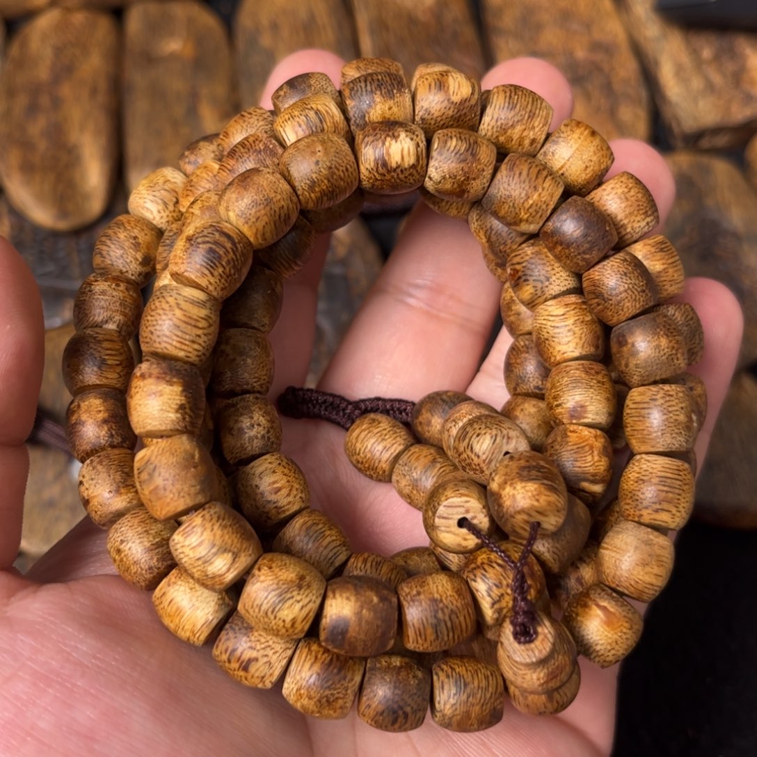 沉香手串蒂****具奇楠沉香老料卡9鼓珠多圈手串一条（福利）