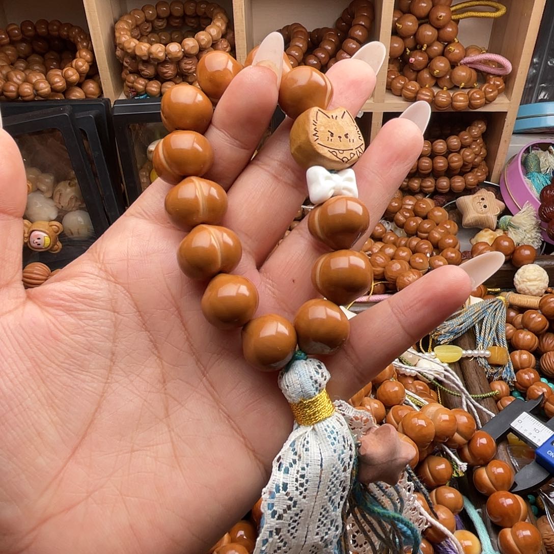 手串猴头核桃17+微瑕手捻