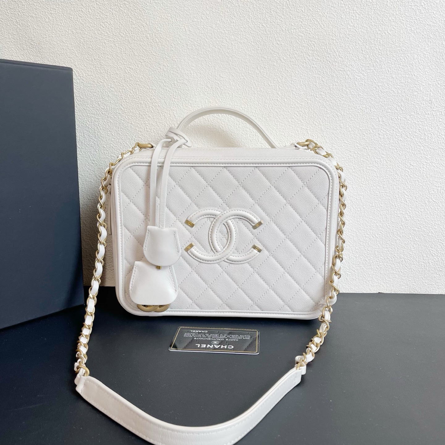 95新 Chanel/香奈儿 98新 奢总管/大号相机包/镭射25开