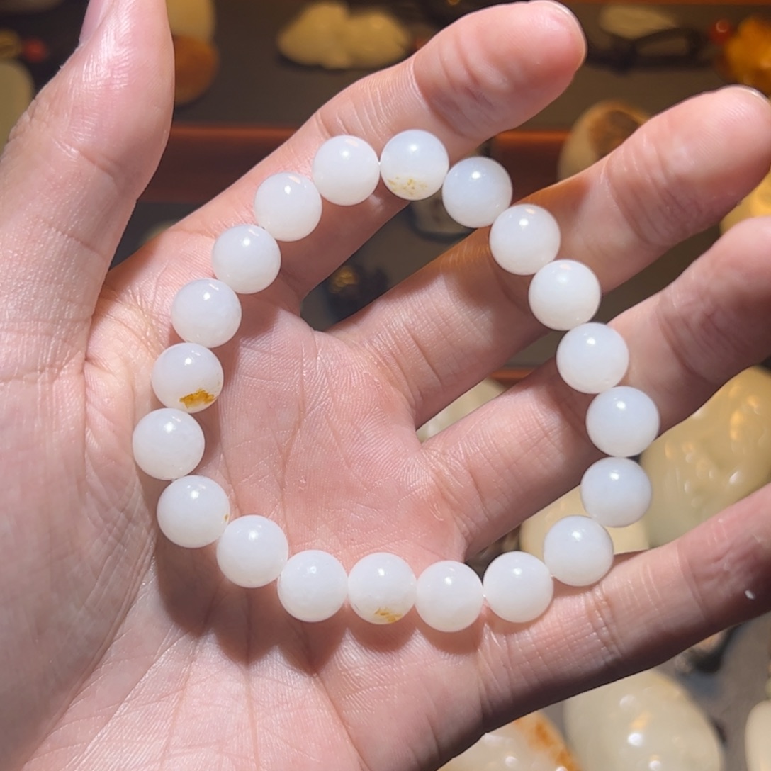 和田玉颈饰未镶嵌小**安