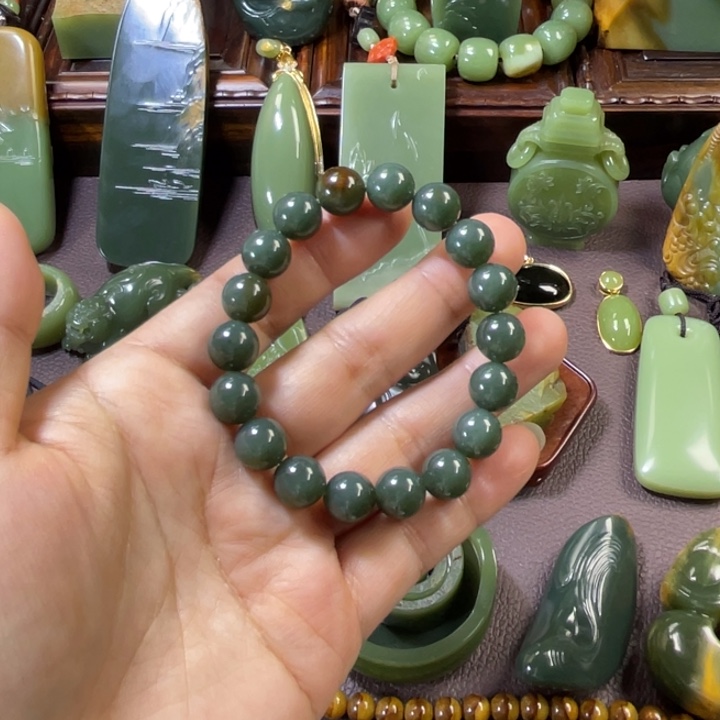 岫岩河磨玉（透闪石质玉）套链未镶嵌