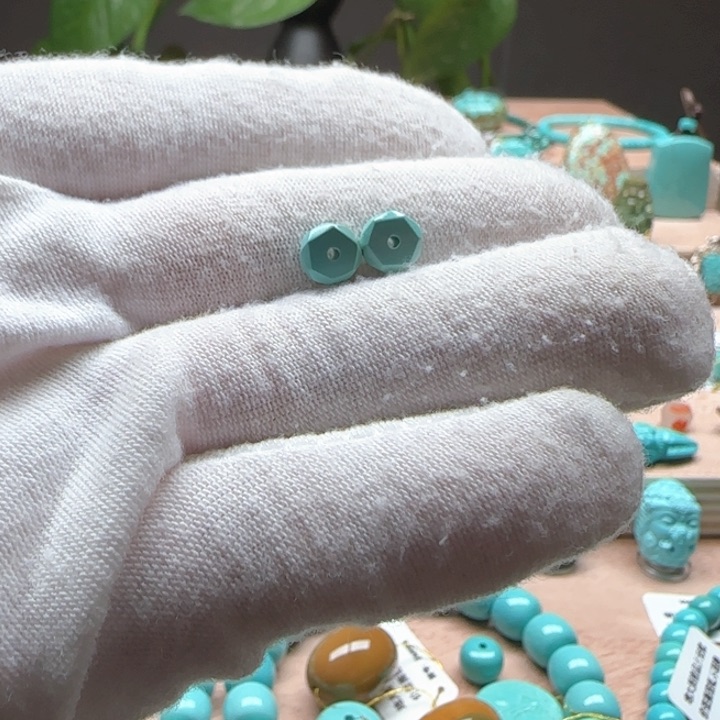 未镶嵌绿松石珠宝奇石