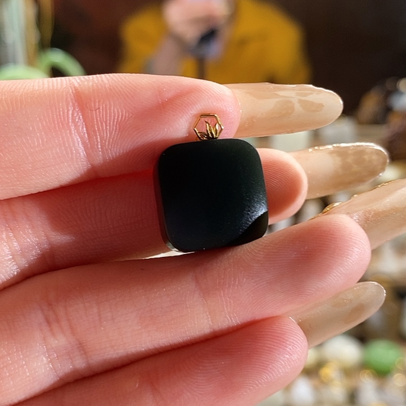 【闪购商品】和田玉吊坠18K金镶嵌