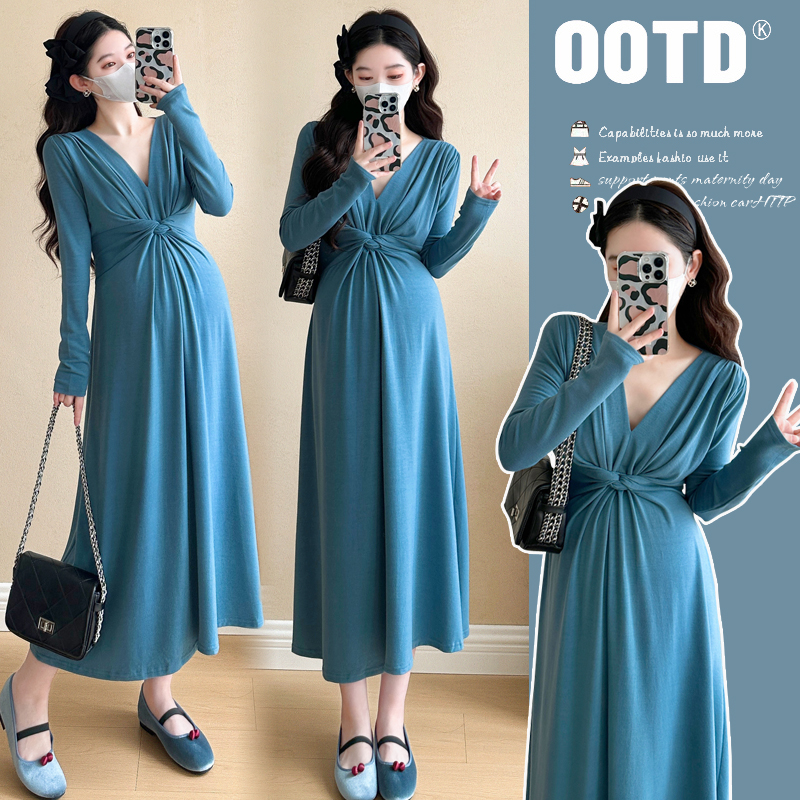 孕妇连衣裙2025年春季大码针织新款气质法式时尚度假ins中长款