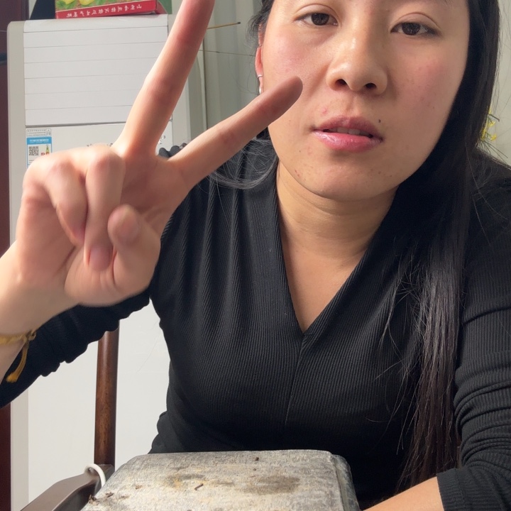 紫***空盆景是用木结构装饰