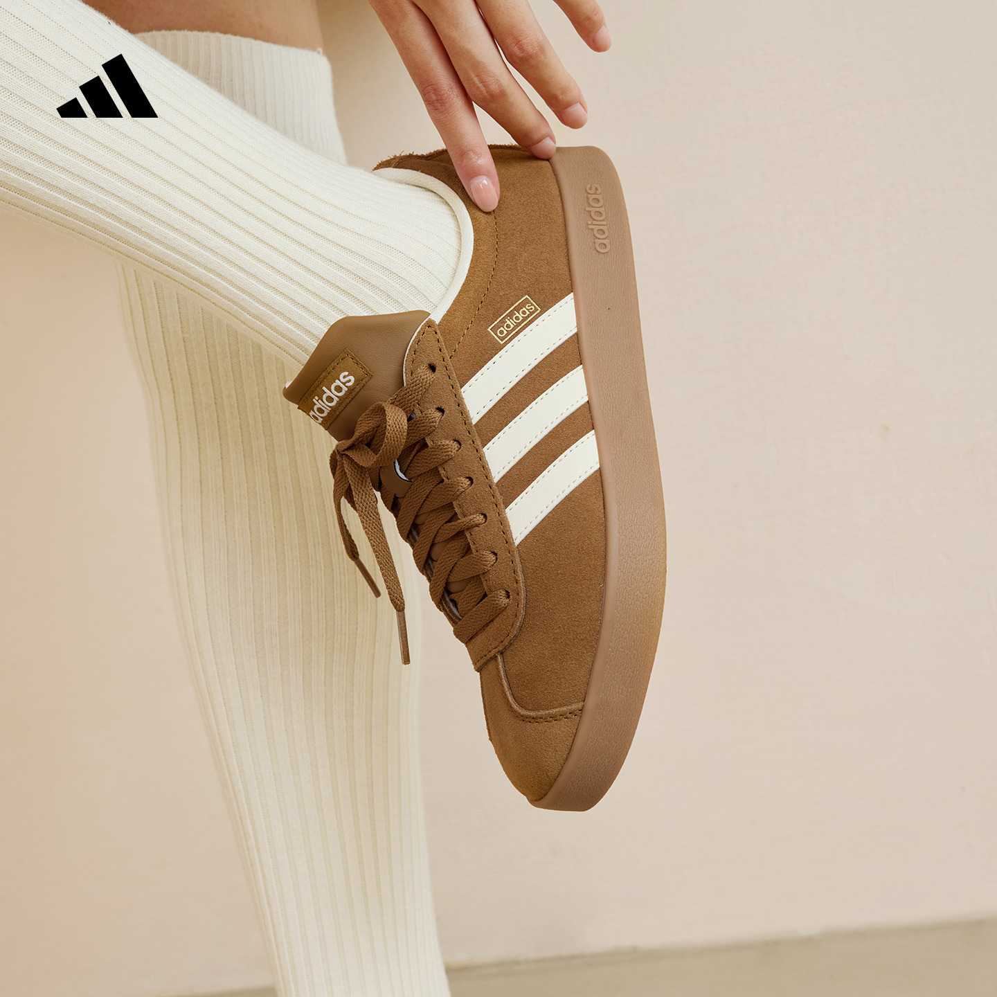 双旦礼遇阿迪达斯 T头鞋 VL COURT复古休闲板鞋德训鞋男女 KK3773