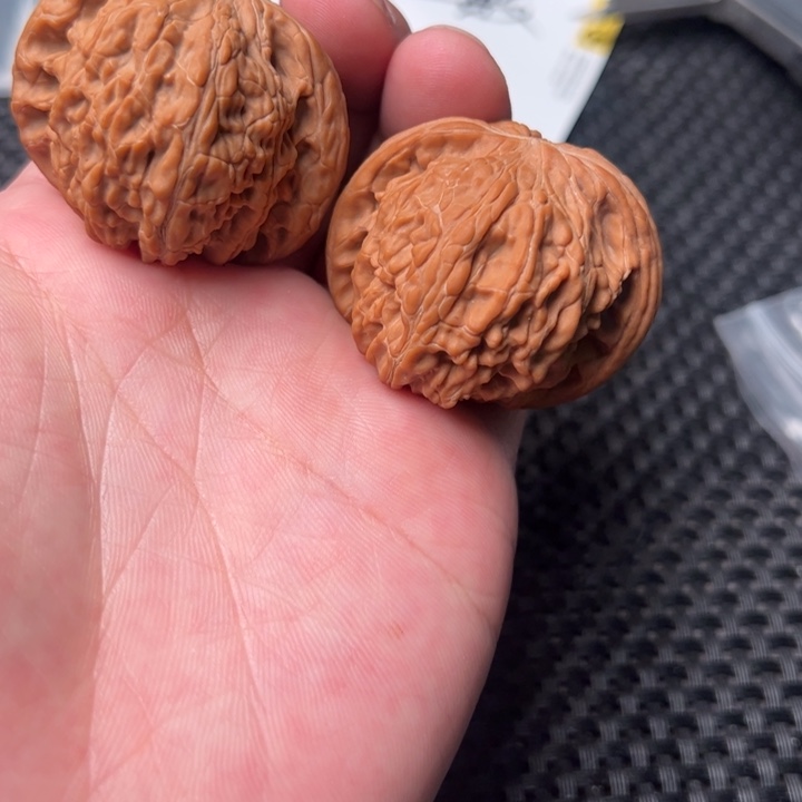 文玩核桃把件42磨盘