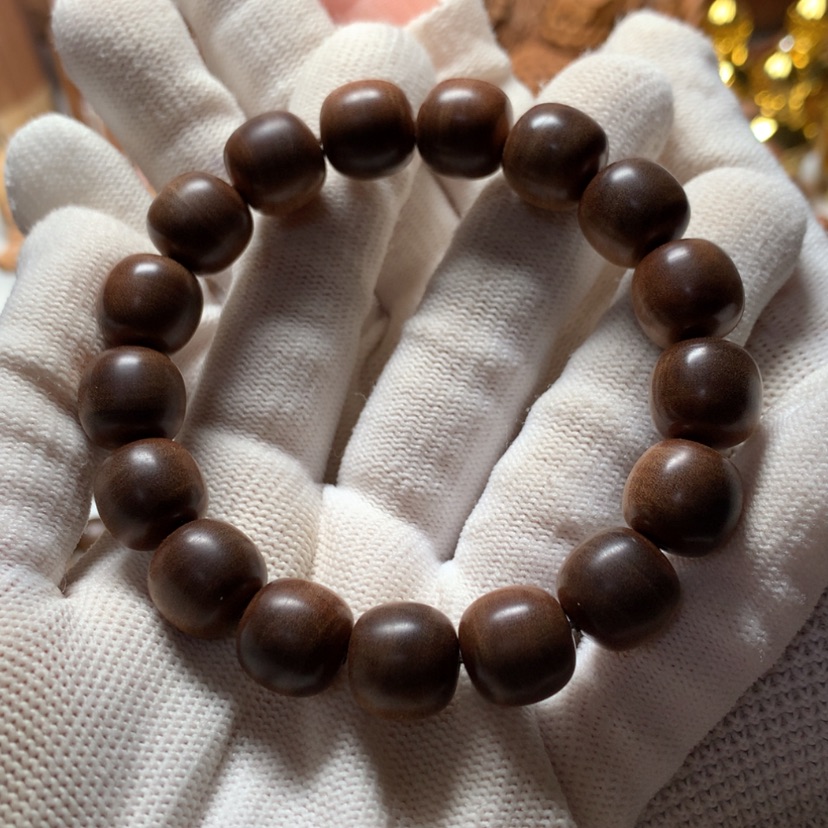 【闪购商品】檀香木手串/手链世*乐檀香手串12*13