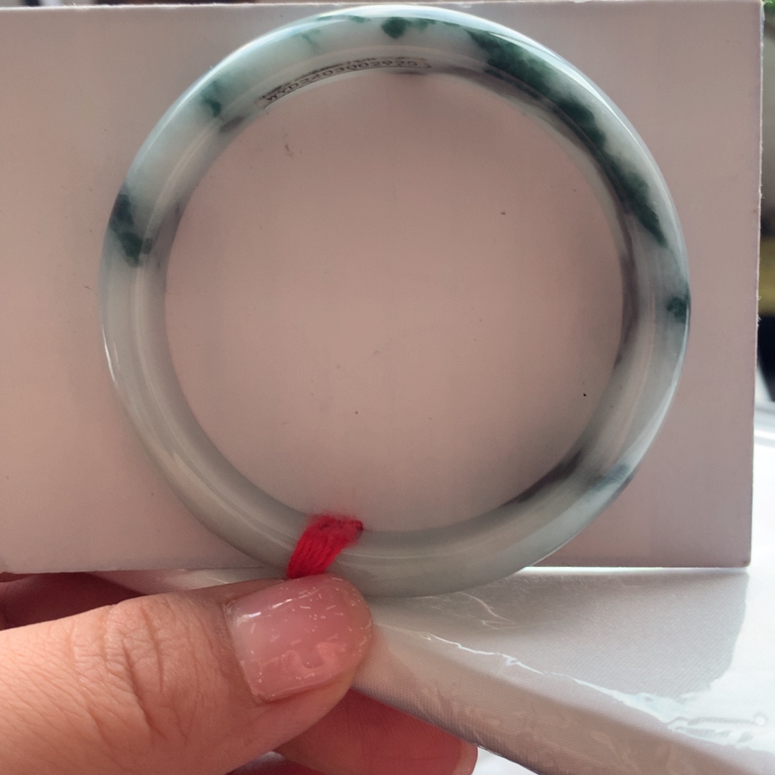 翡翠手镯未镶嵌纯天然