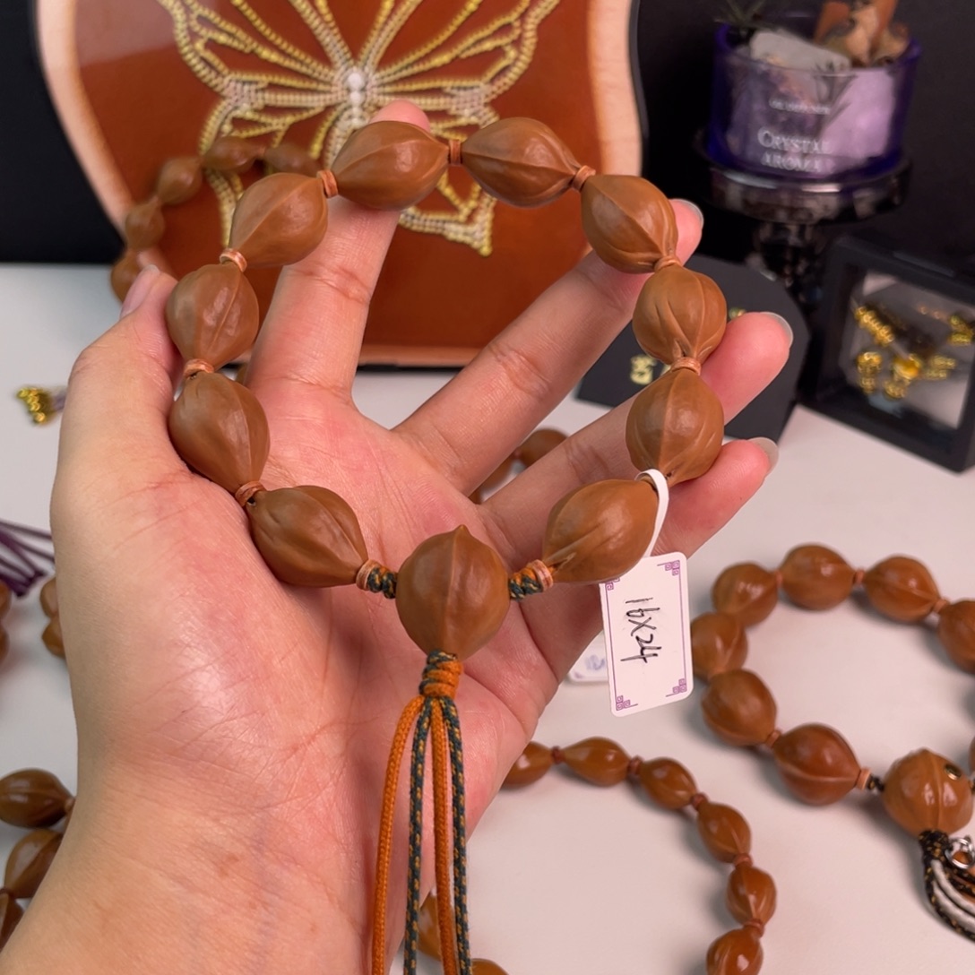 M***森橄榄核吊坠梅林铁核1724