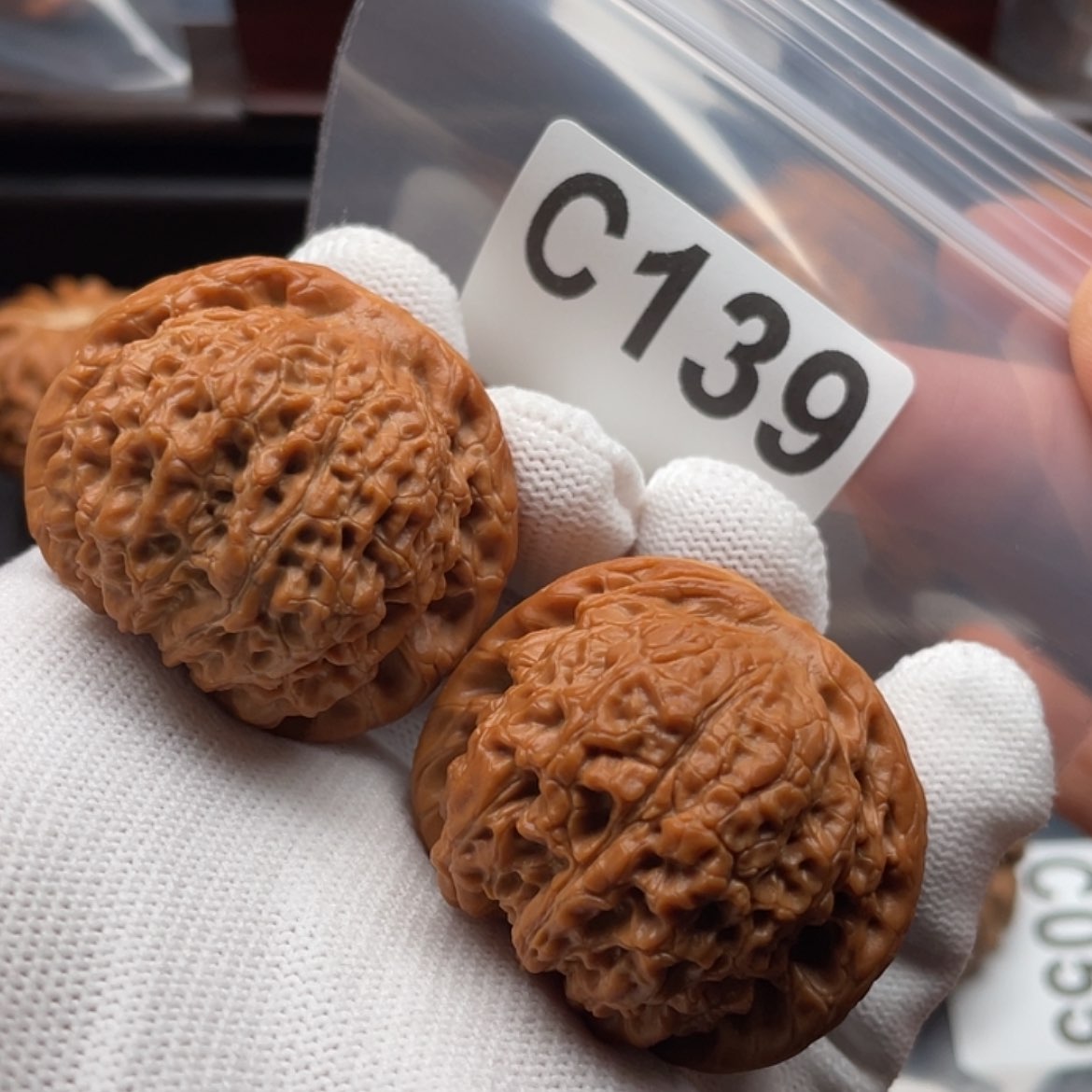 【闪购商品】文玩核桃吊坠C139血麒麟41