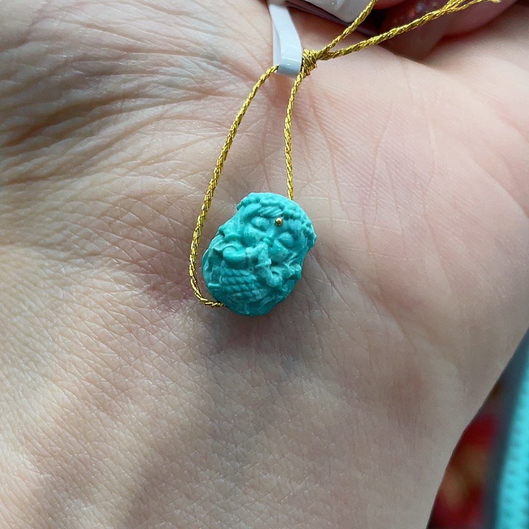 绿松石颈饰未镶嵌