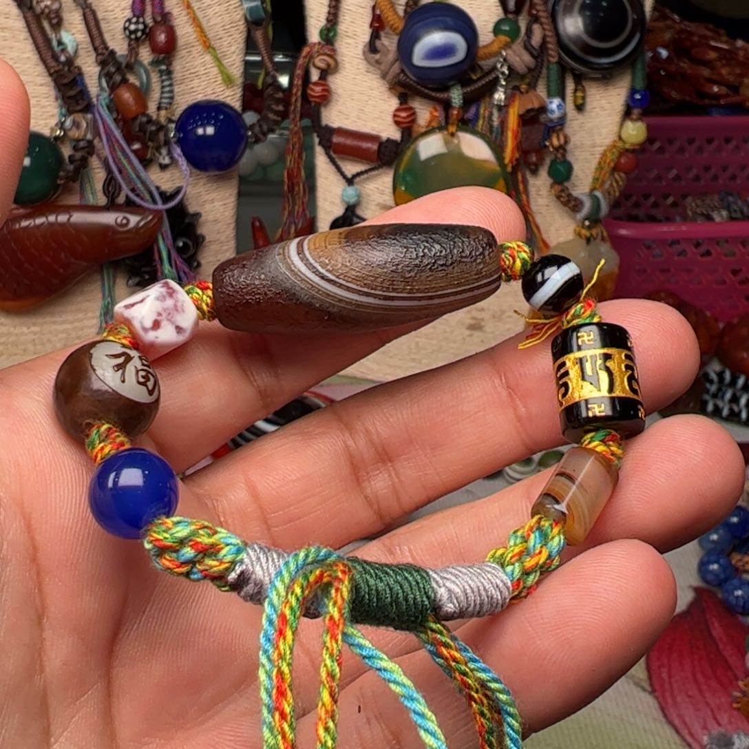 玛瑙/玉髓颈饰未镶嵌