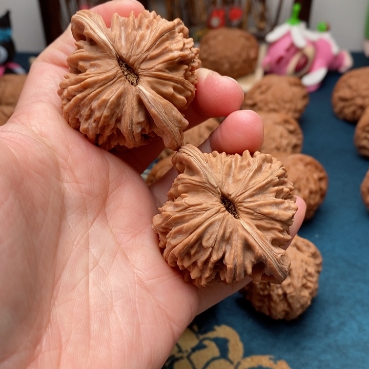 文玩核桃把件四座楼47