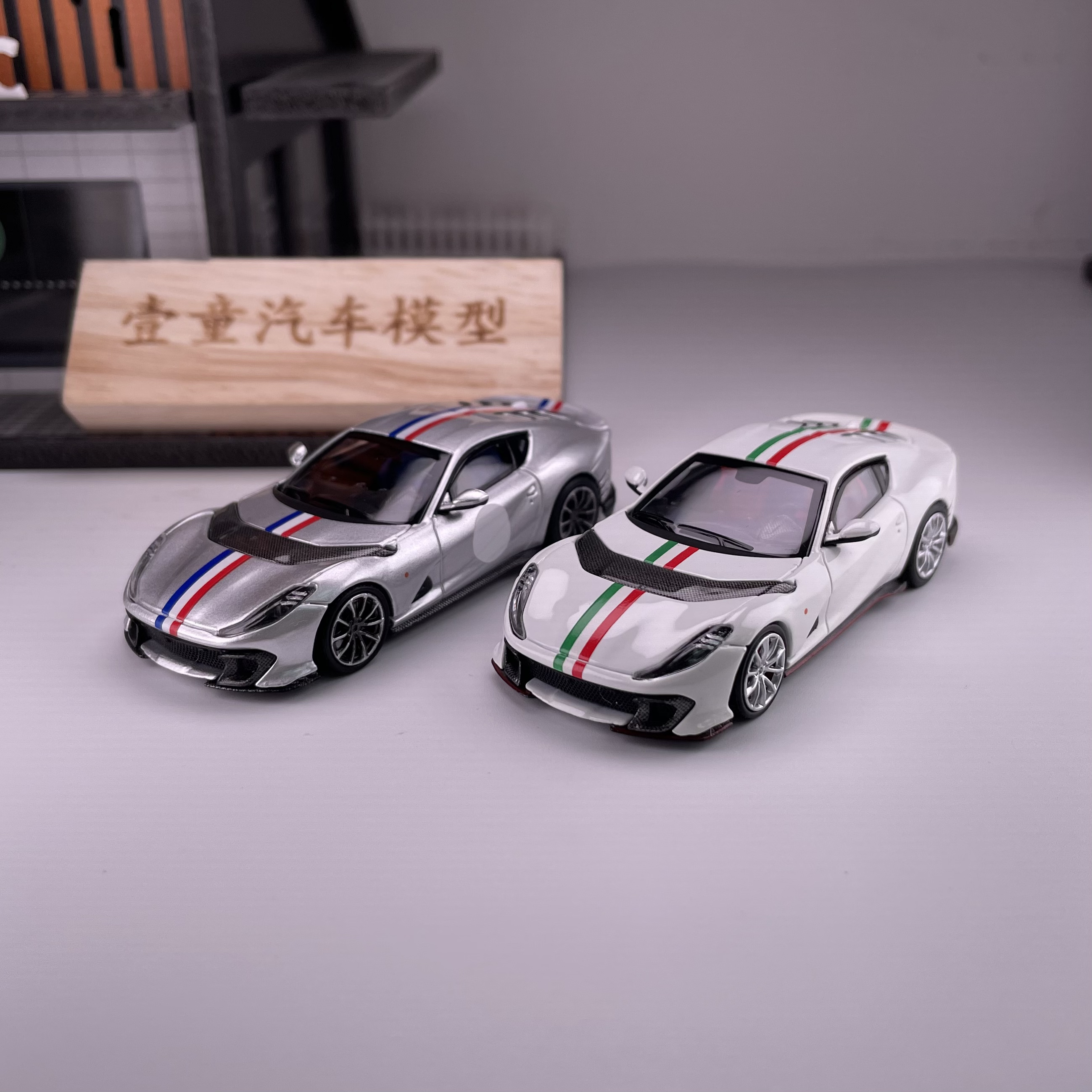 【壹童现货】TOC 富美 1:64 跃马 812C 合金汽车模型