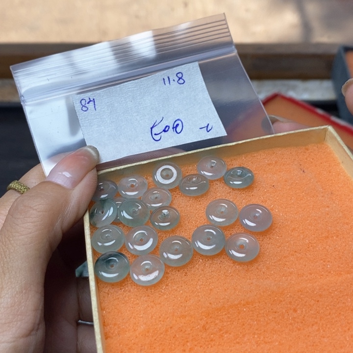 幸***活定制翡翠未镶嵌不退