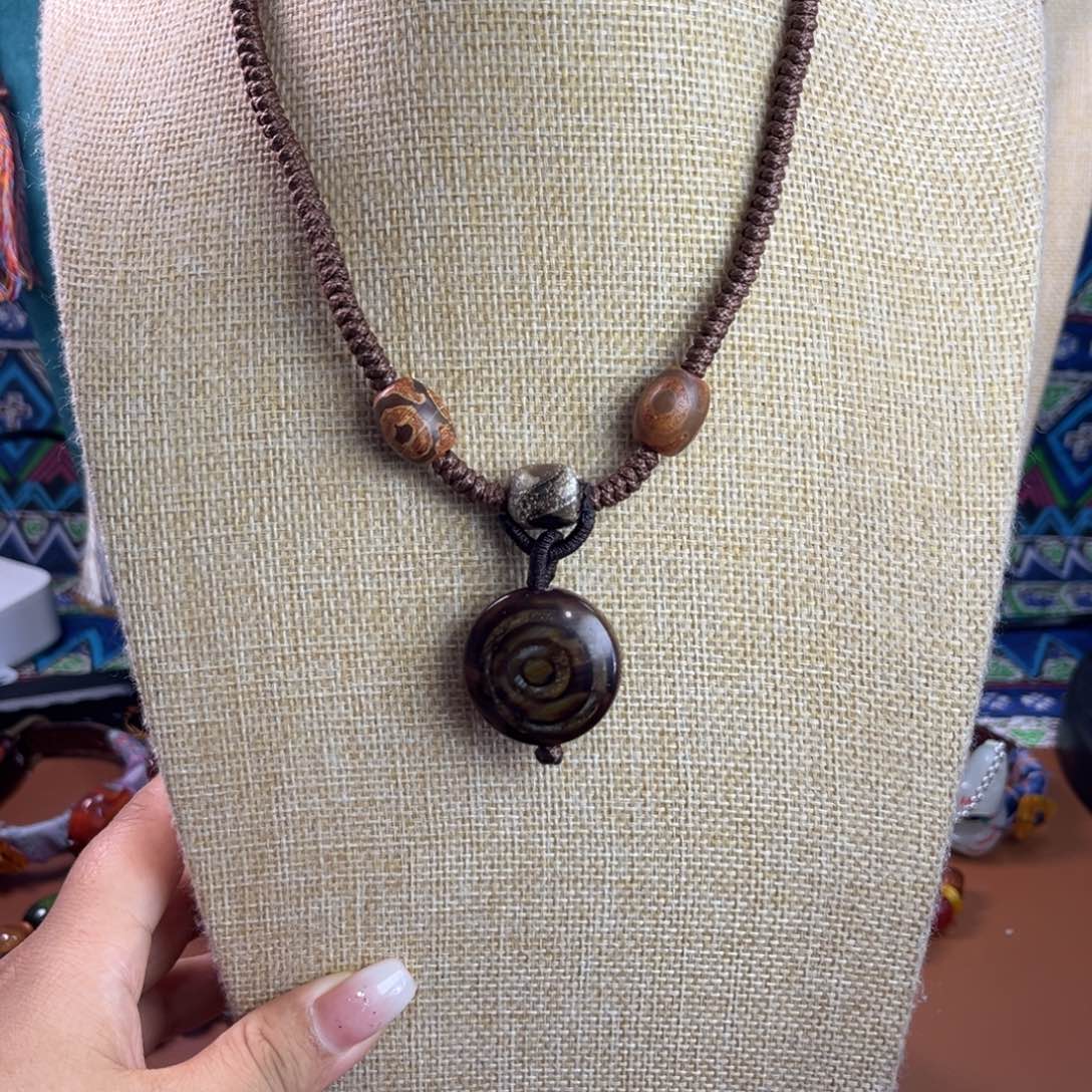 未镶嵌颈饰玛瑙/玉髓