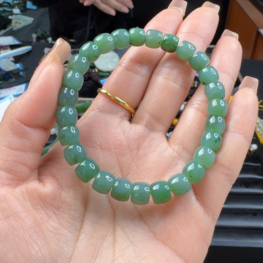 和田玉（碧玉）手链未镶嵌