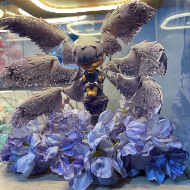 小野改娃六翼天使鸢尾