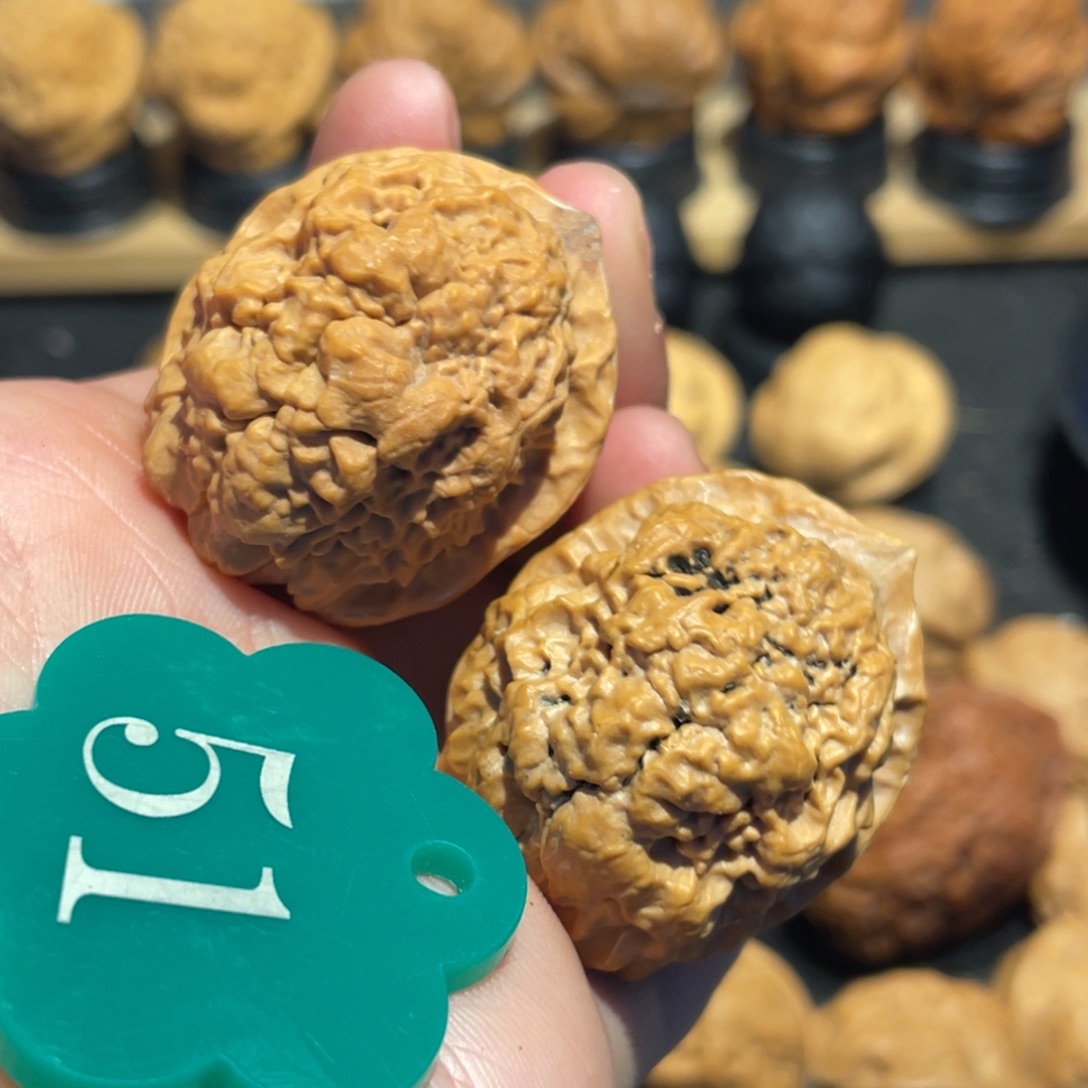 百花舍利核桃35。    