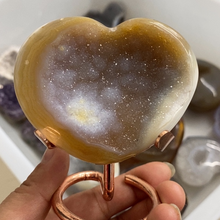 未镶嵌紫晶珠宝半成品