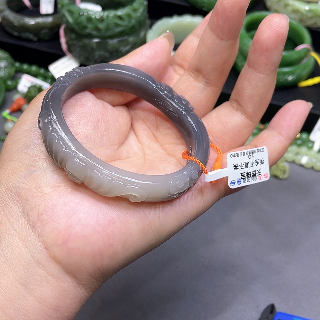 和田玉未镶嵌手镯54圈口87