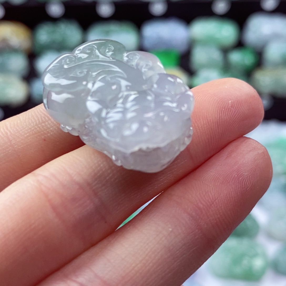 翡翠颈饰未镶嵌天然