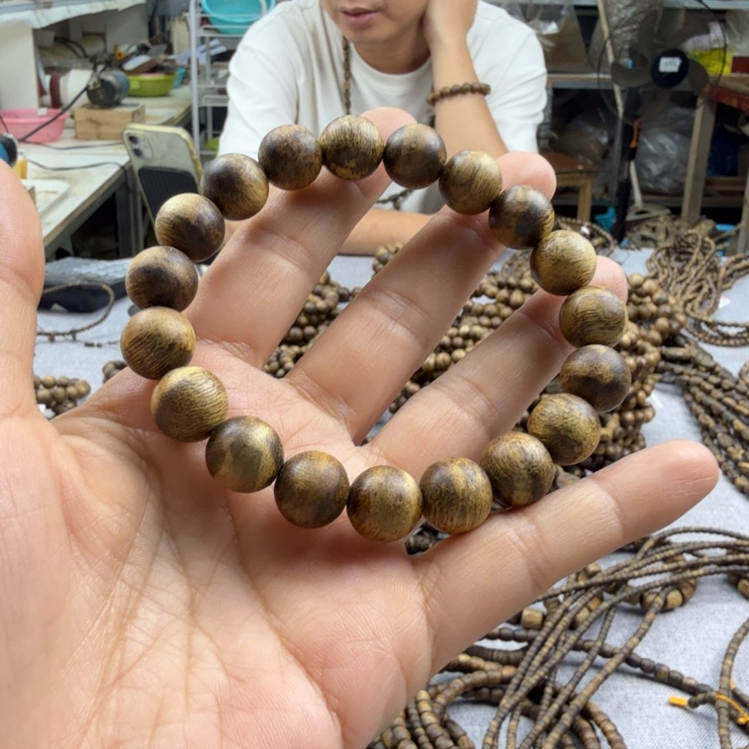 .***.沉香香囊沉香1.1花珠单圈9克