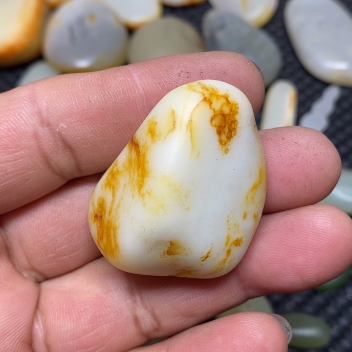 和田玉珠宝奇石未镶嵌