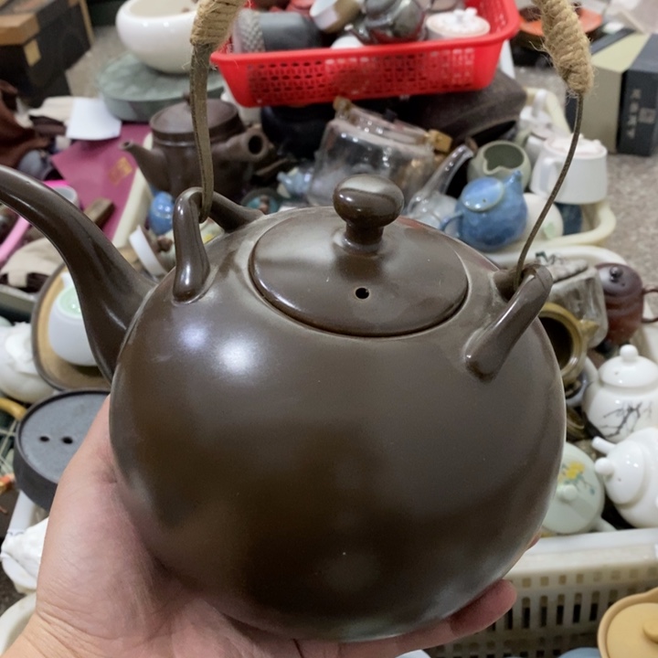 陶瓷艺术品及陶瓷壶