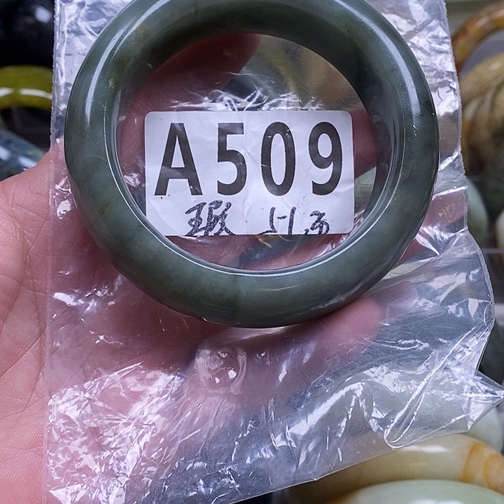 喵***仙蛇纹石玉未镶嵌手镯