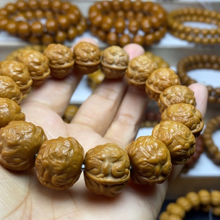 手串猴头核桃猴头