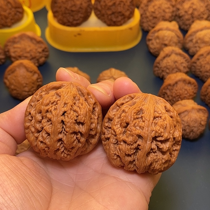 文玩核桃把件粗筋