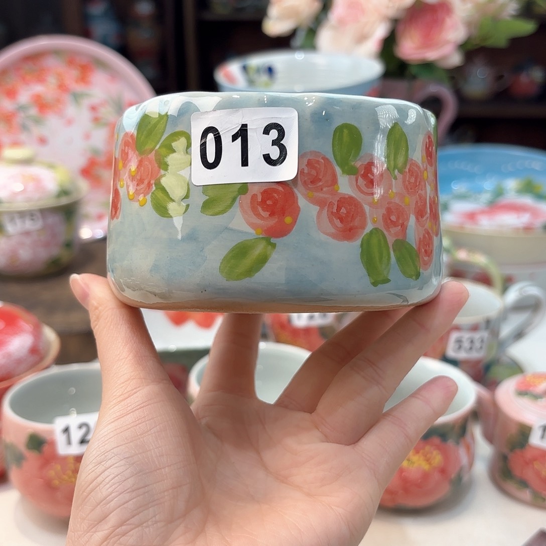 瓷片兔兔好可爱啊我